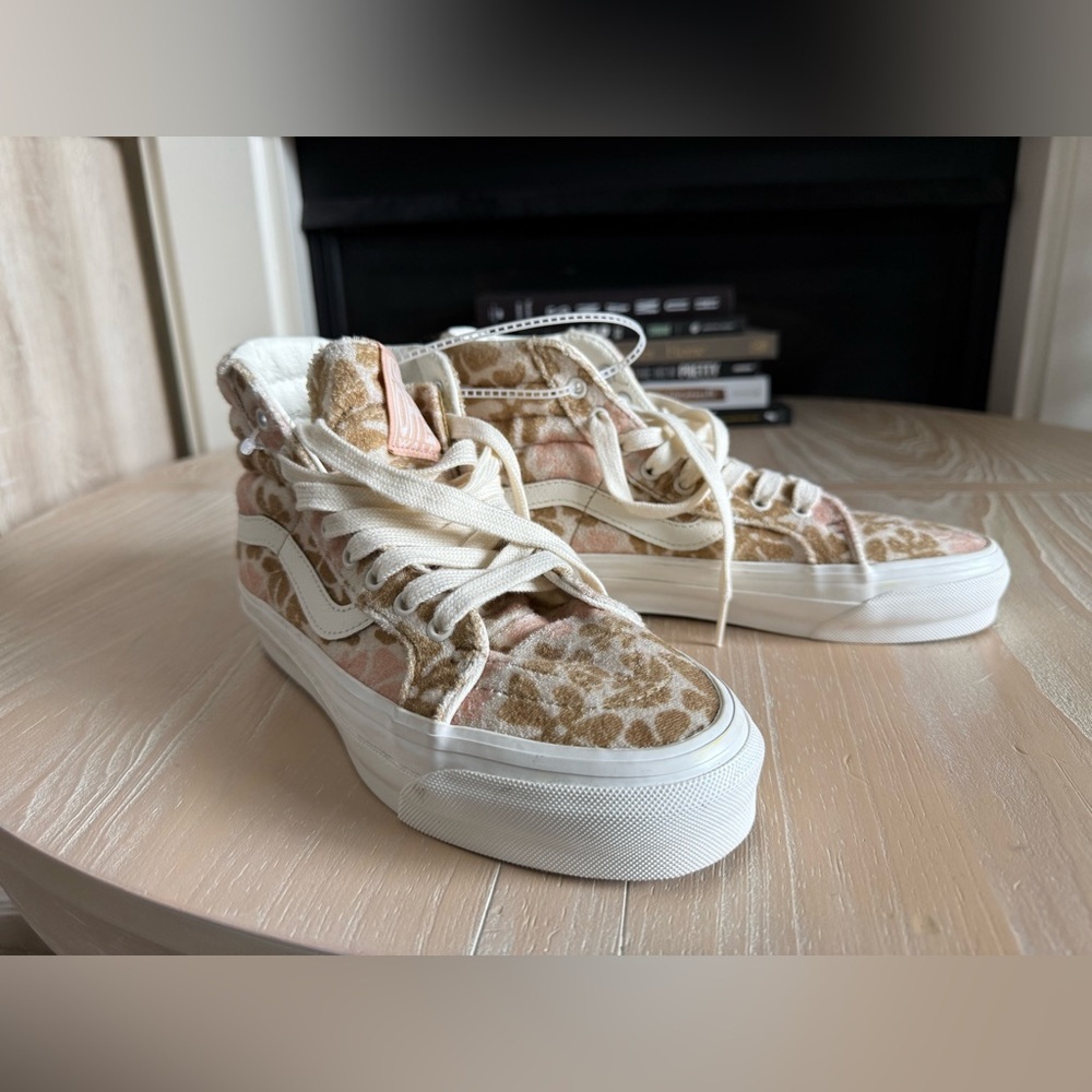 Vans|Women's High-Top Sneakers,Sk8 Hi Reissue 38 Groovy Floral Peach Colorway••• - Picture 9 of 16